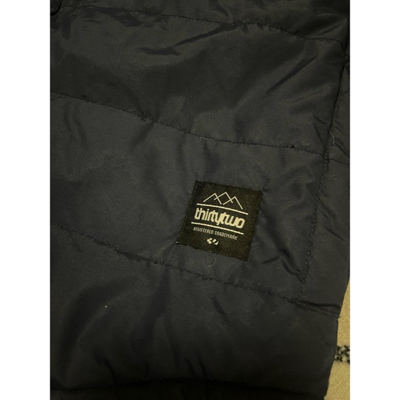 Thirty Two snowboarding jacket - Picture 3 of 5